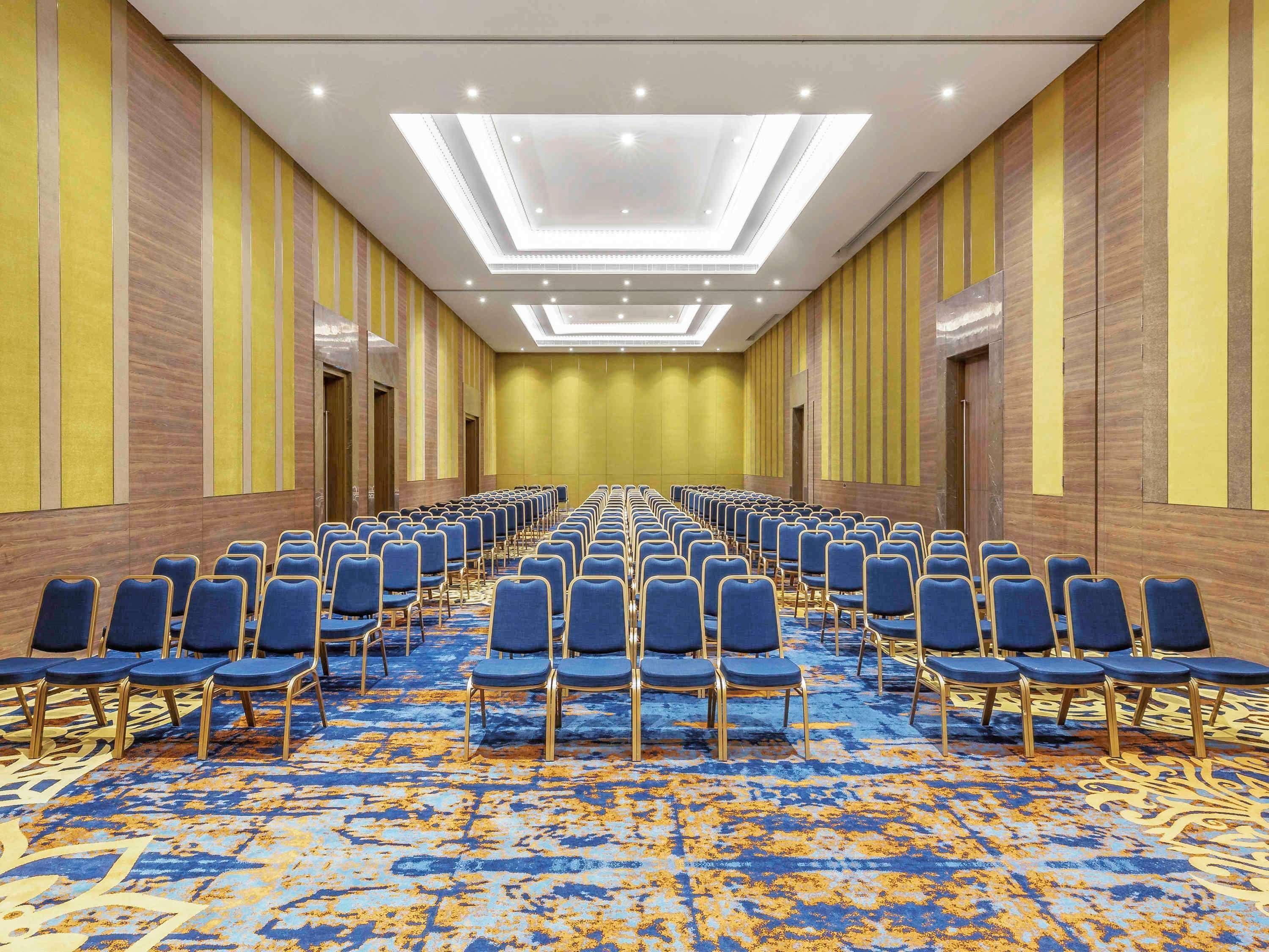 Grand Mercure Ahmedabad Gift City - An Accor Hotels Brand Gandhinagar Eksteriør billede
