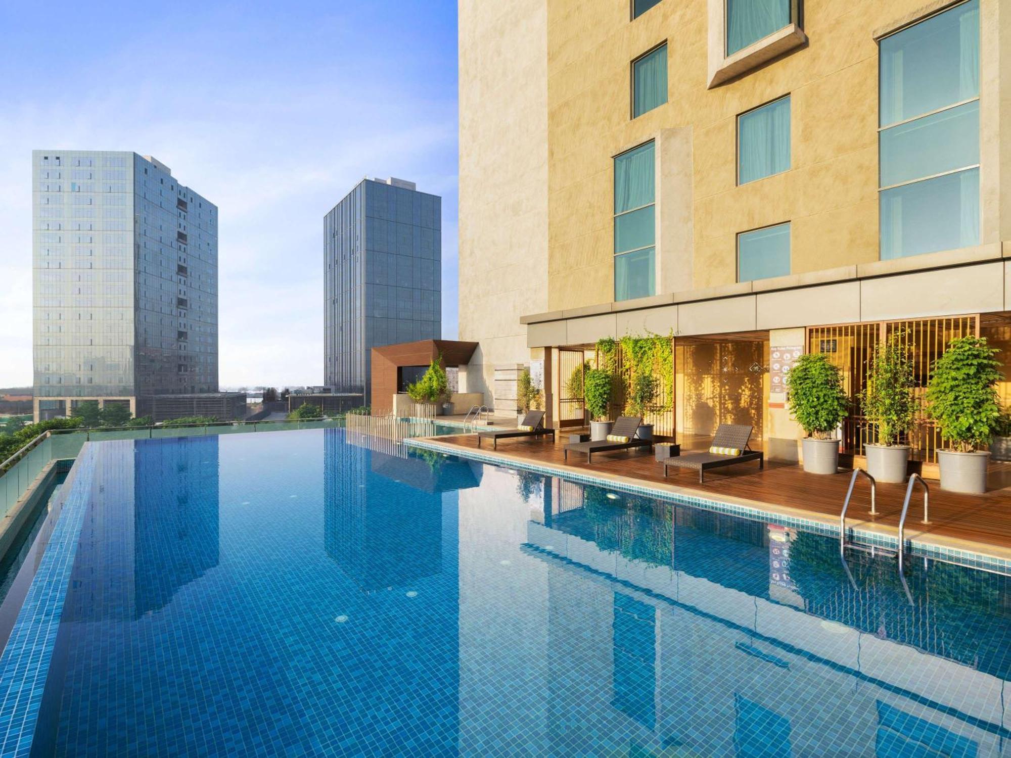 Grand Mercure Ahmedabad Gift City - An Accor Hotels Brand Gandhinagar Eksteriør billede