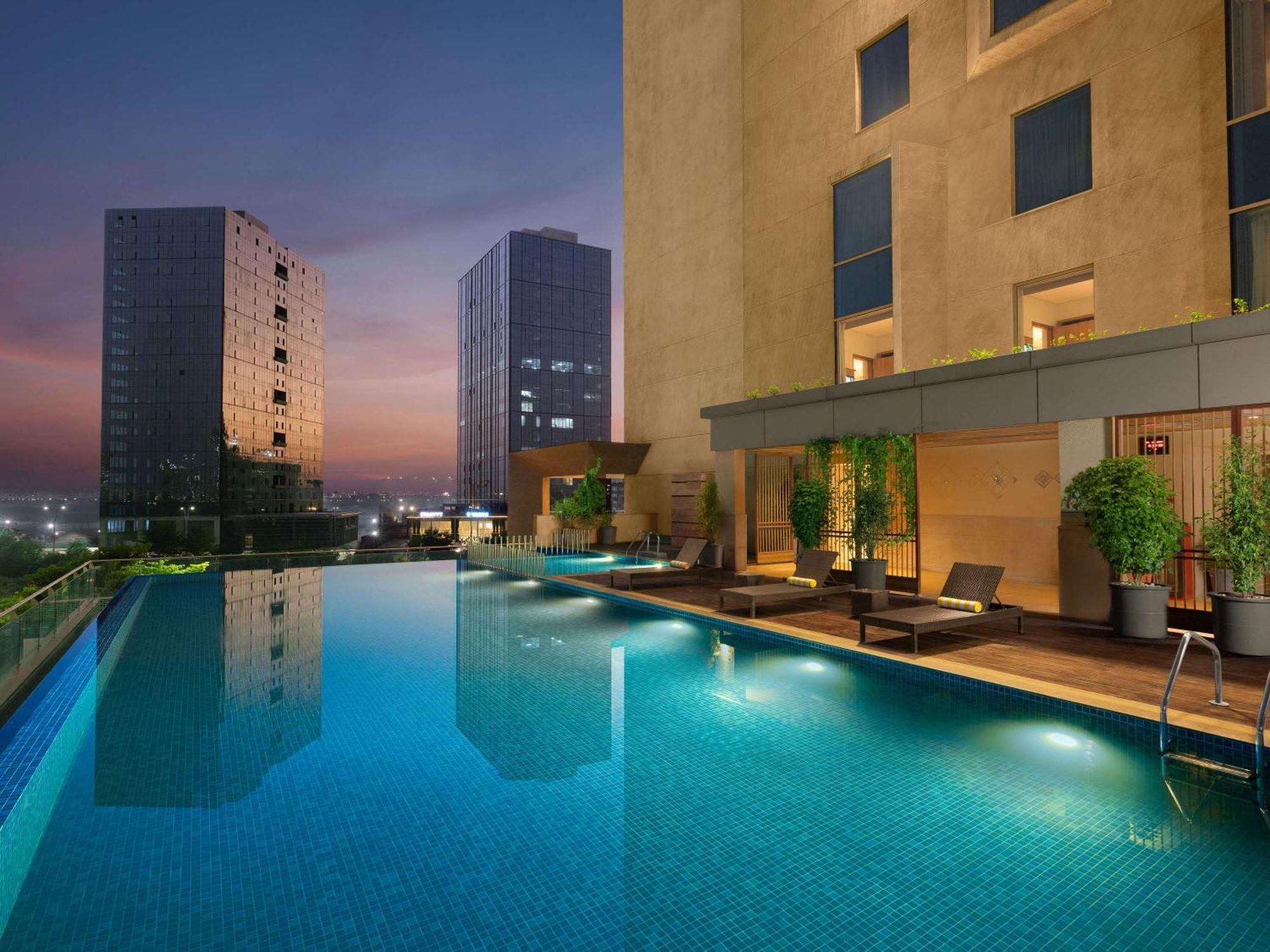 Grand Mercure Ahmedabad Gift City - An Accor Hotels Brand Gandhinagar Eksteriør billede