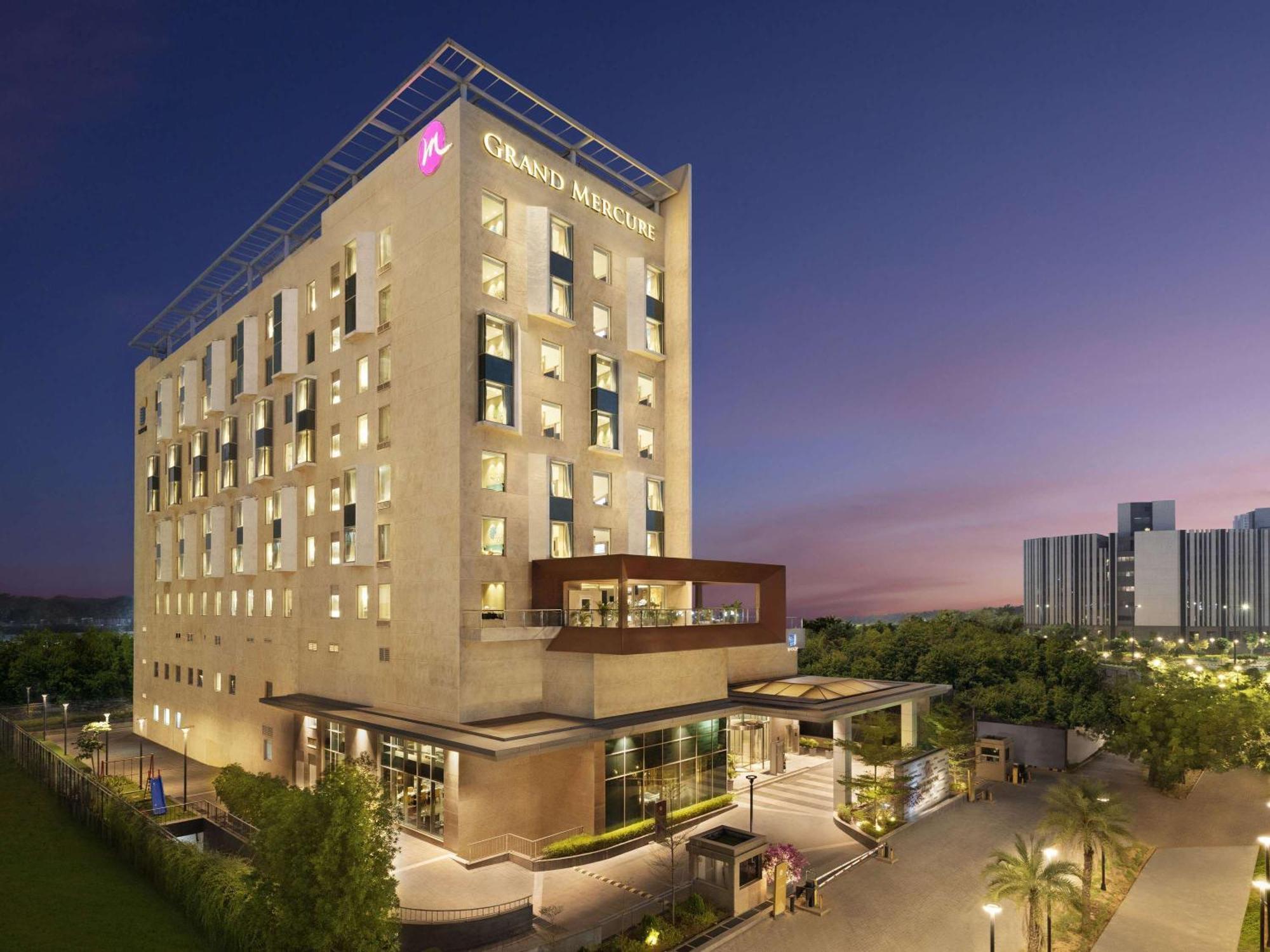 Grand Mercure Ahmedabad Gift City - An Accor Hotels Brand Gandhinagar Eksteriør billede