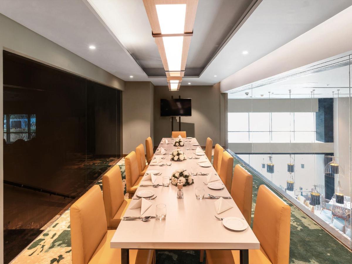 Grand Mercure Ahmedabad Gift City - An Accor Hotels Brand Gandhinagar Eksteriør billede