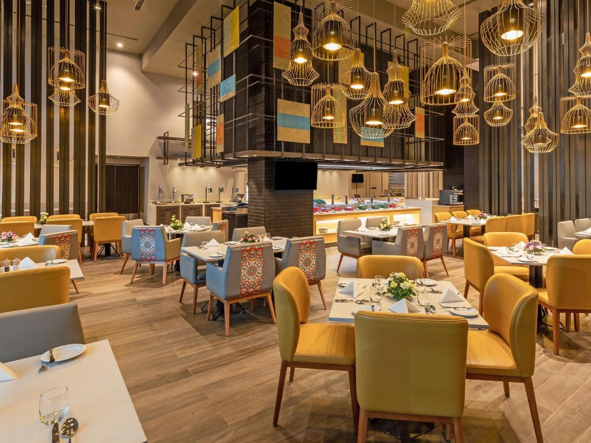 Grand Mercure Ahmedabad Gift City - An Accor Hotels Brand Gandhinagar Eksteriør billede