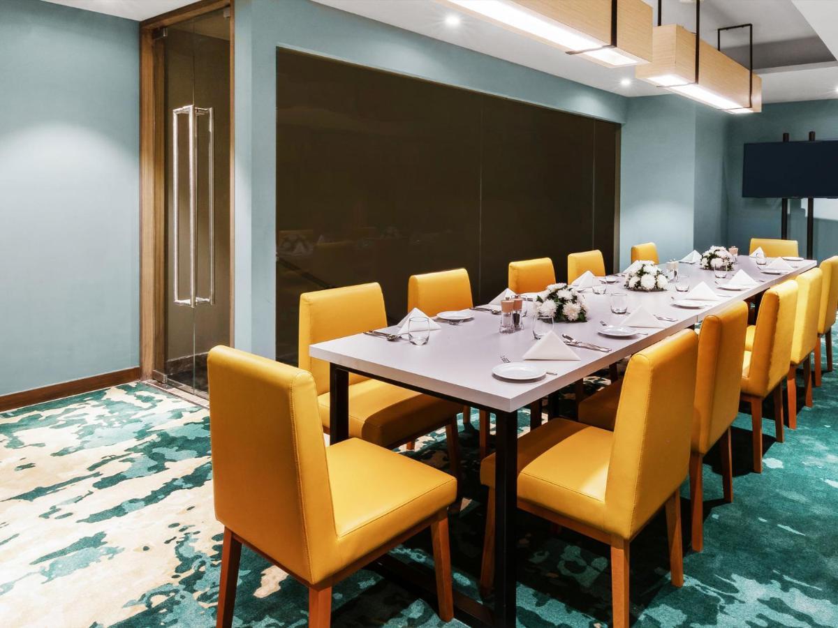 Grand Mercure Ahmedabad Gift City - An Accor Hotels Brand Gandhinagar Eksteriør billede