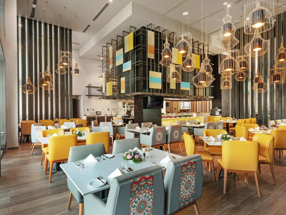 Grand Mercure Ahmedabad Gift City - An Accor Hotels Brand Gandhinagar Eksteriør billede