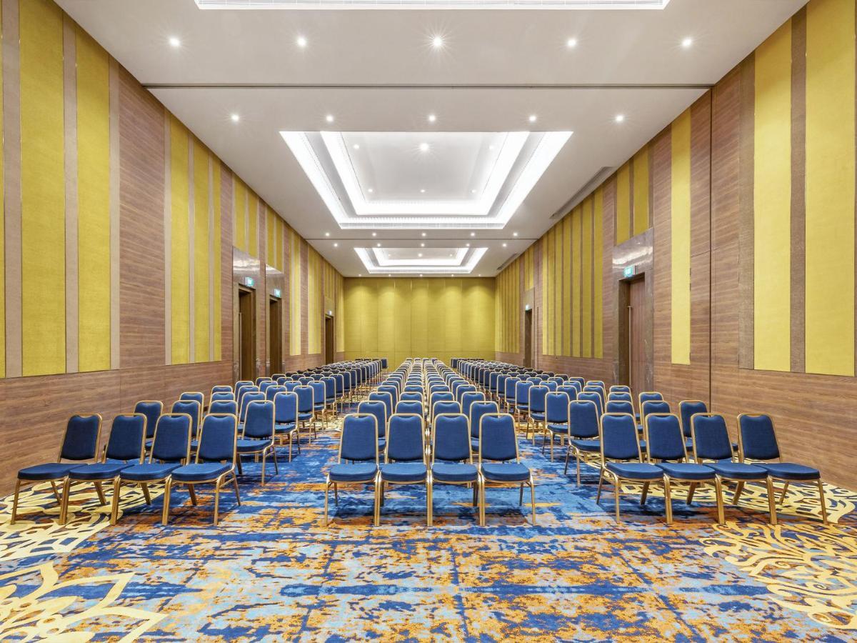 Grand Mercure Ahmedabad Gift City - An Accor Hotels Brand Gandhinagar Eksteriør billede