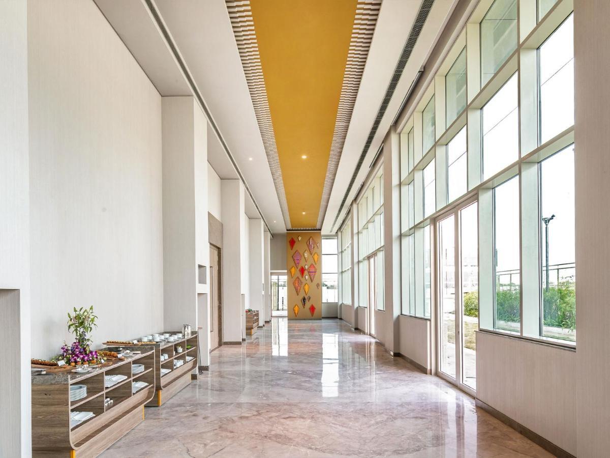 Grand Mercure Ahmedabad Gift City - An Accor Hotels Brand Gandhinagar Eksteriør billede